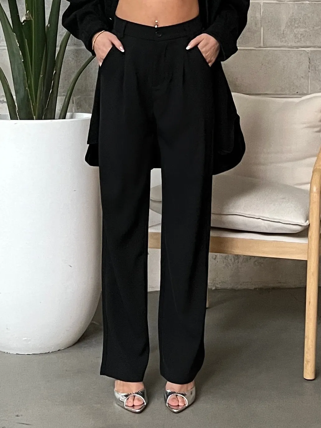 27 Naomi Wide Leg Pant