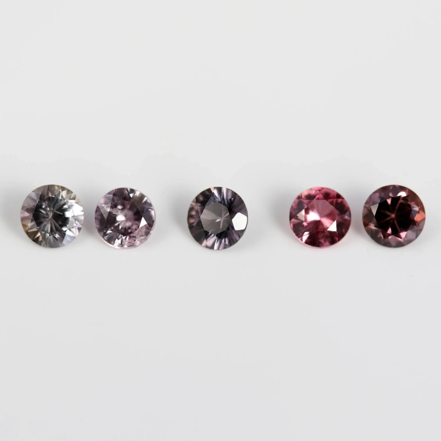 3mm Round Malawi Sapphires - 104830