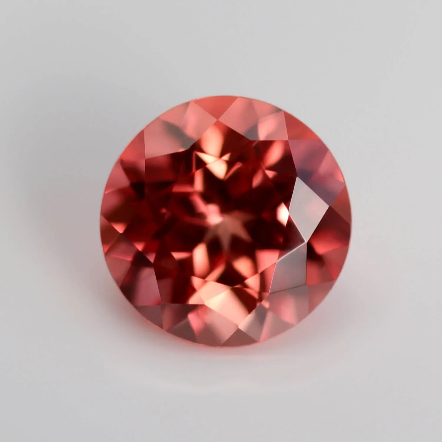 4mm Round Lab-grown Padparadscha Sapphire - 101840