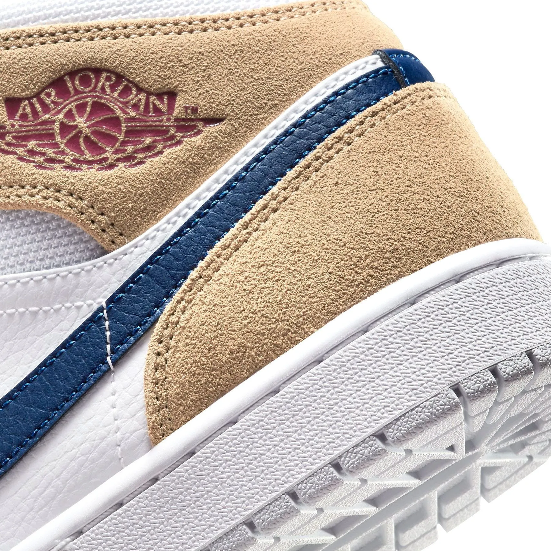 Air Jordan 1 Mid 'Tan Suede Navy'