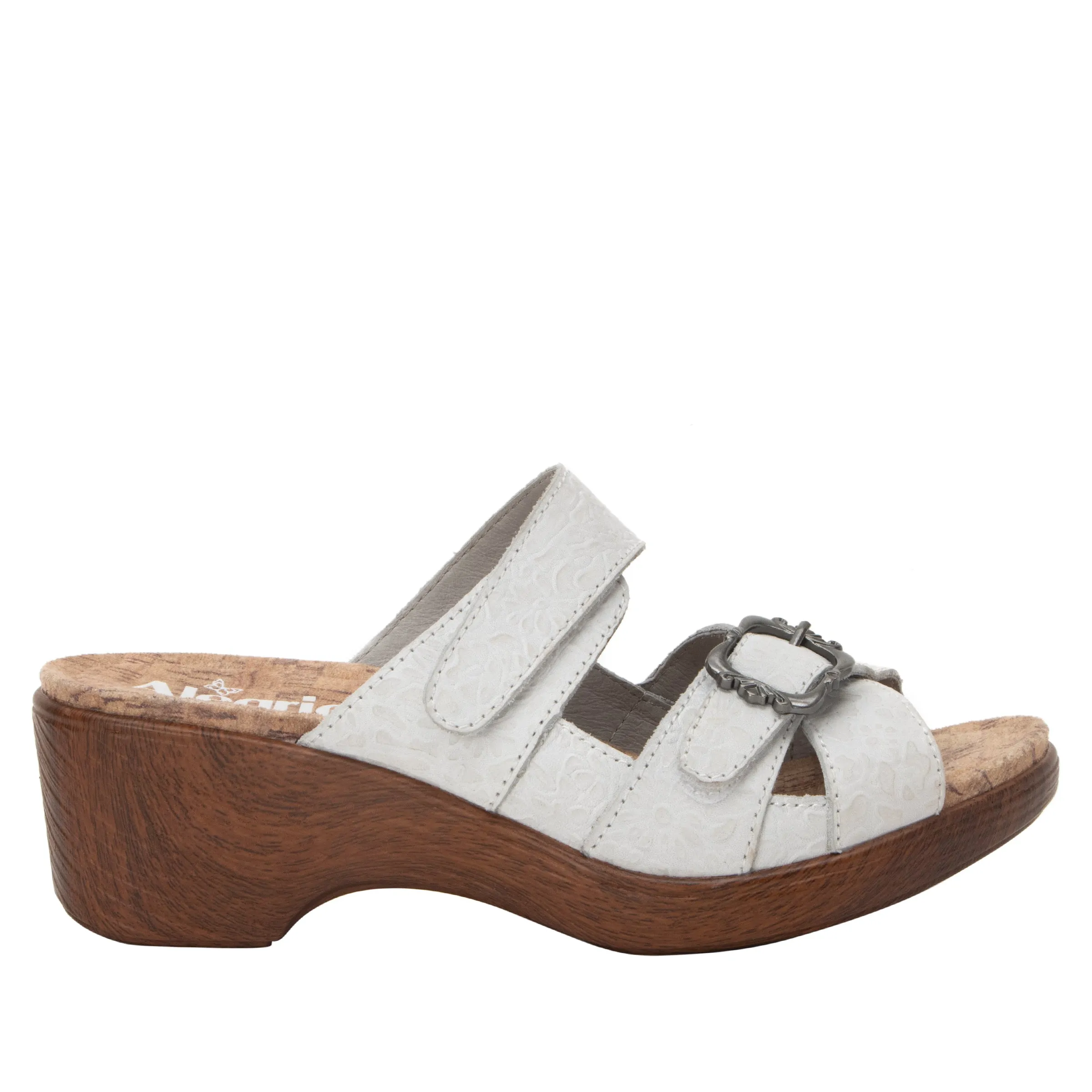 Sierra Delicut White Sandal