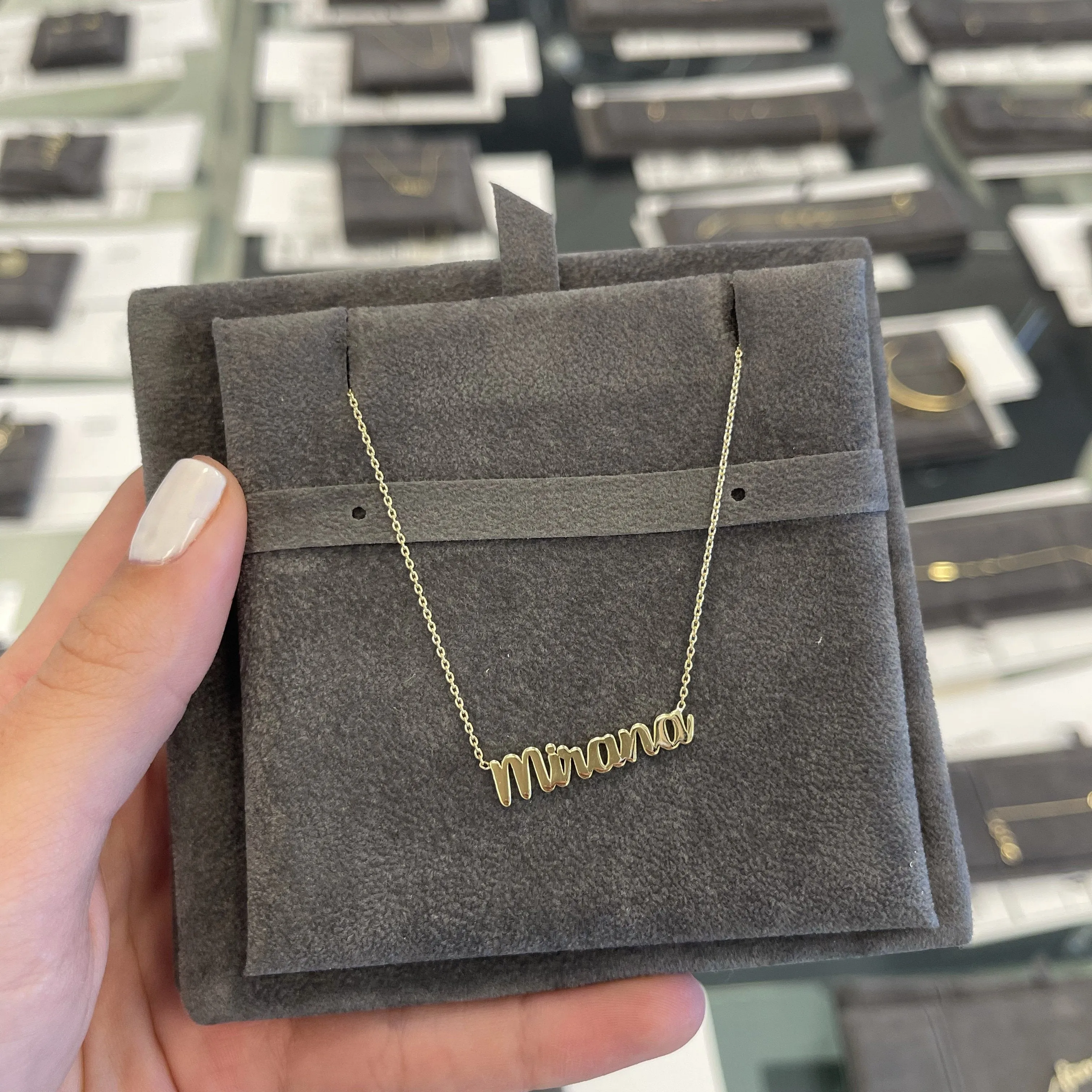 Single Name Necklace