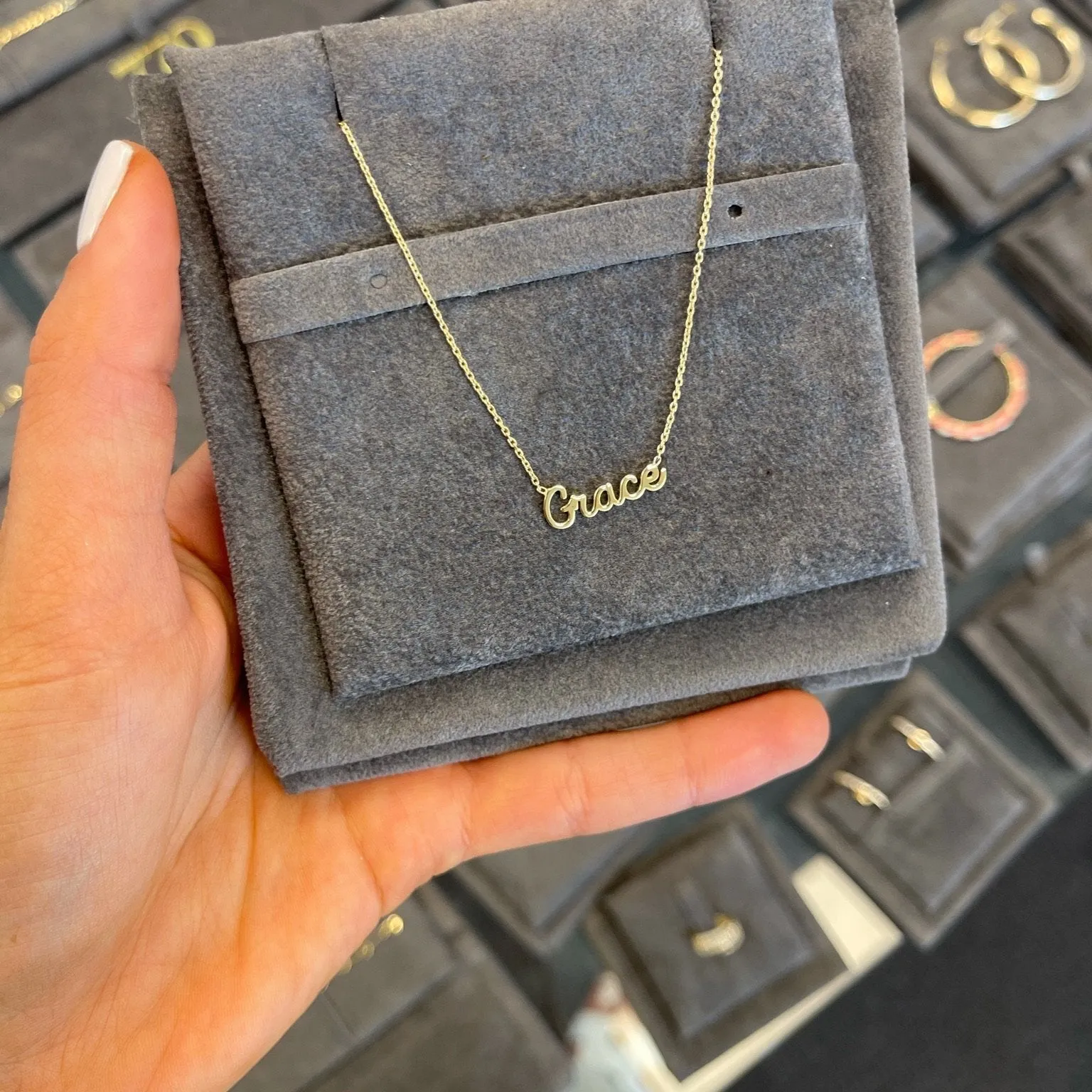 Single Name Necklace