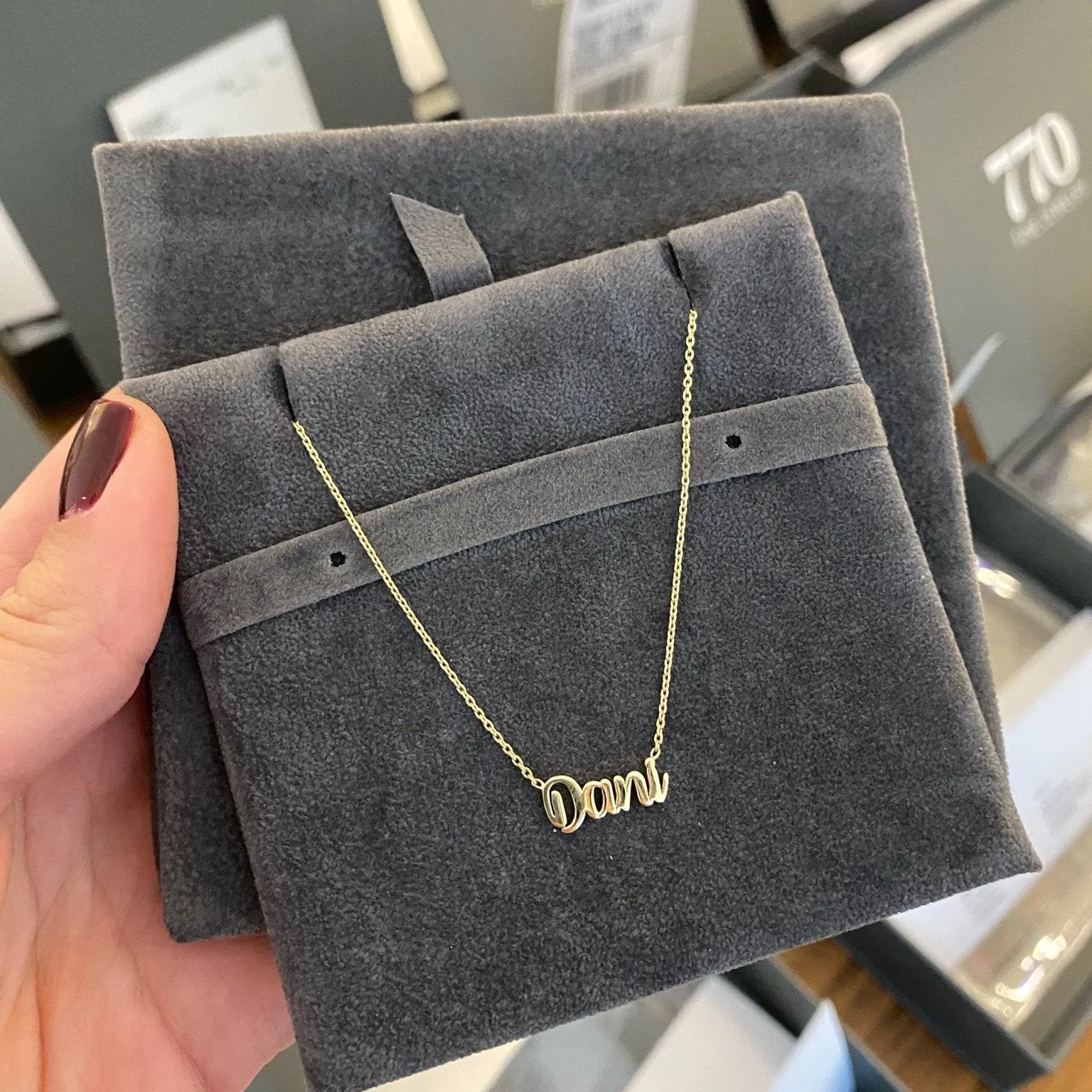 Single Name Necklace