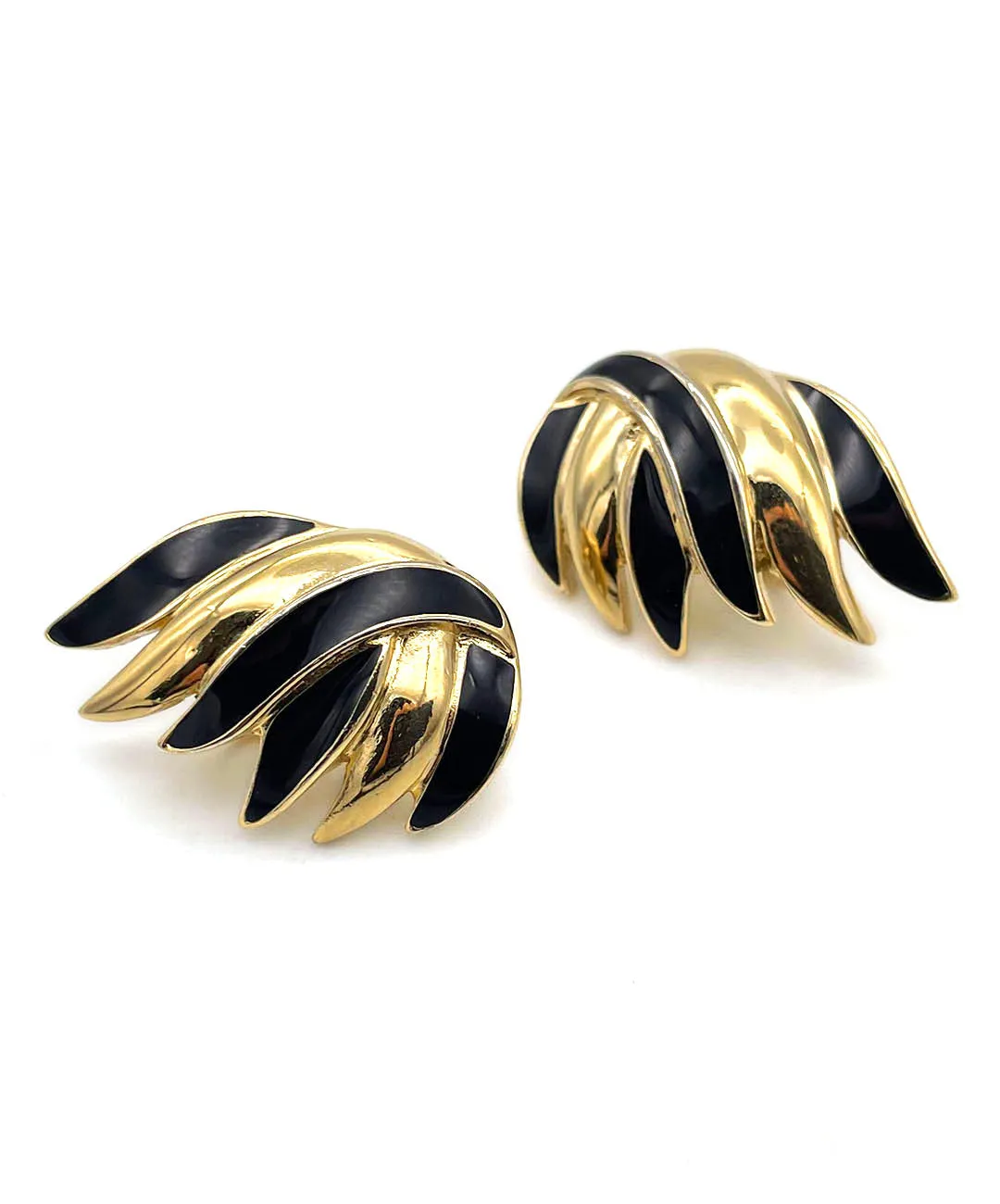 【USA輸入】 ヴィンテージ TRIFARI ブラック エナメル イヤリング/Vintage TRIFARI Black Enamel Clip On Earrings