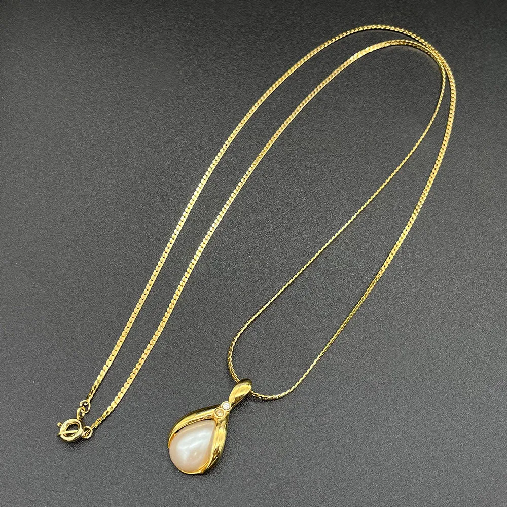 【USA輸入】ヴィンテージ AVON ティアドロップ パール ロング ネックレス/Vintage AVON Tear Drop Pearl Necklace