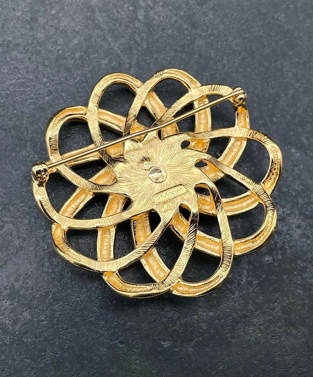 【USA輸入】ヴィンテージ MONET オープンワーク パール ブローチ/Vintage MONET Openwork Pearl Brooch