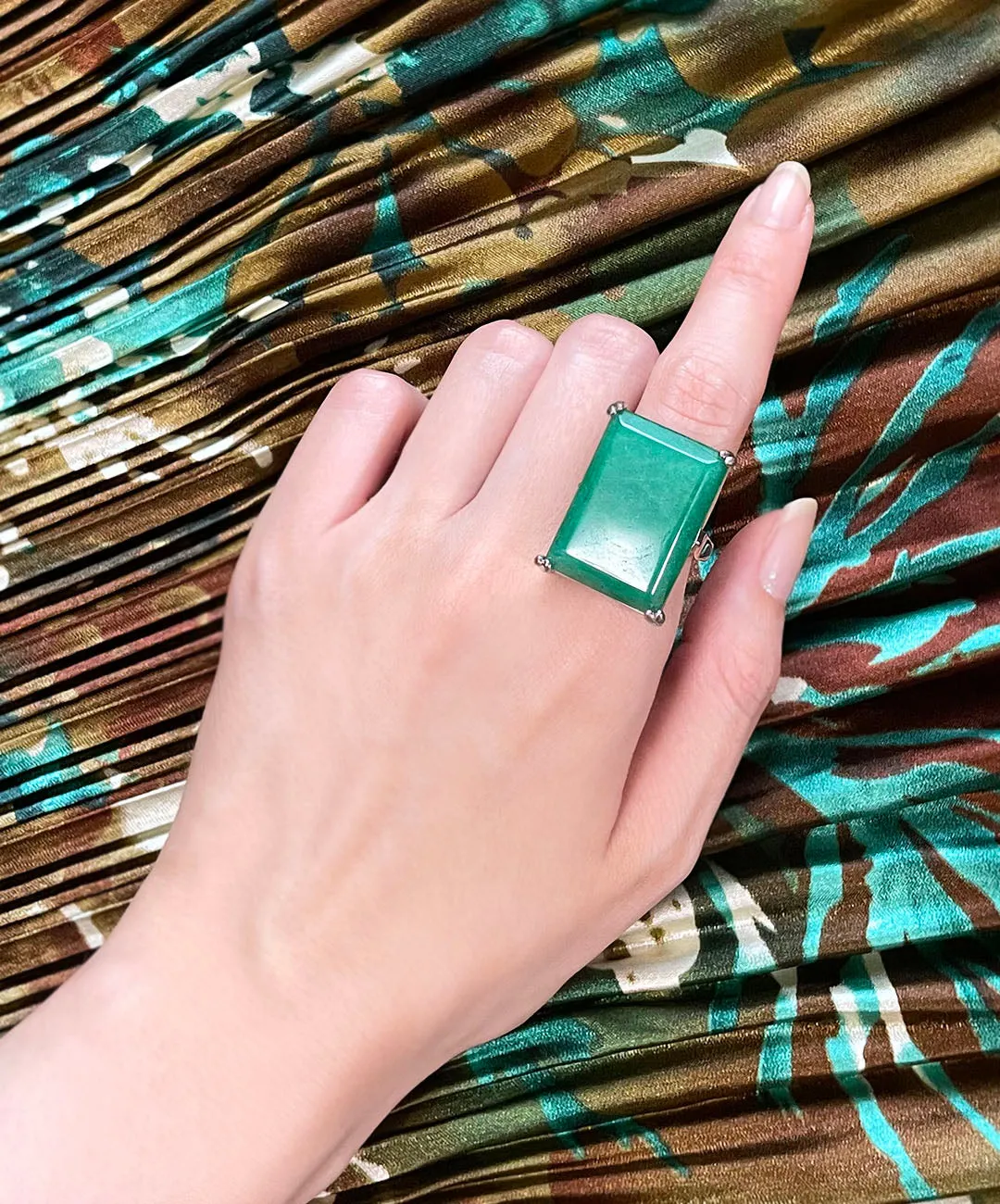 【USA輸入】ヴィンテージ ジェイドグリーン レクタングル リング/Vintage Jade Green Rectangle Ring