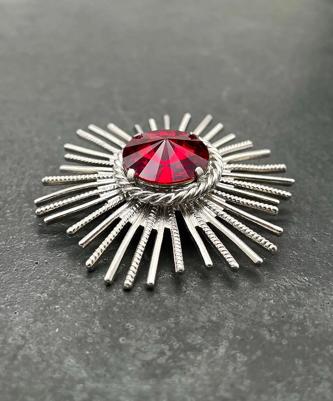 【ドイツ買付】ヴィンテージ SEIBOTH レッド ビジュー ブローチ/Vintage SEIBOTH Red Bijou Brooch